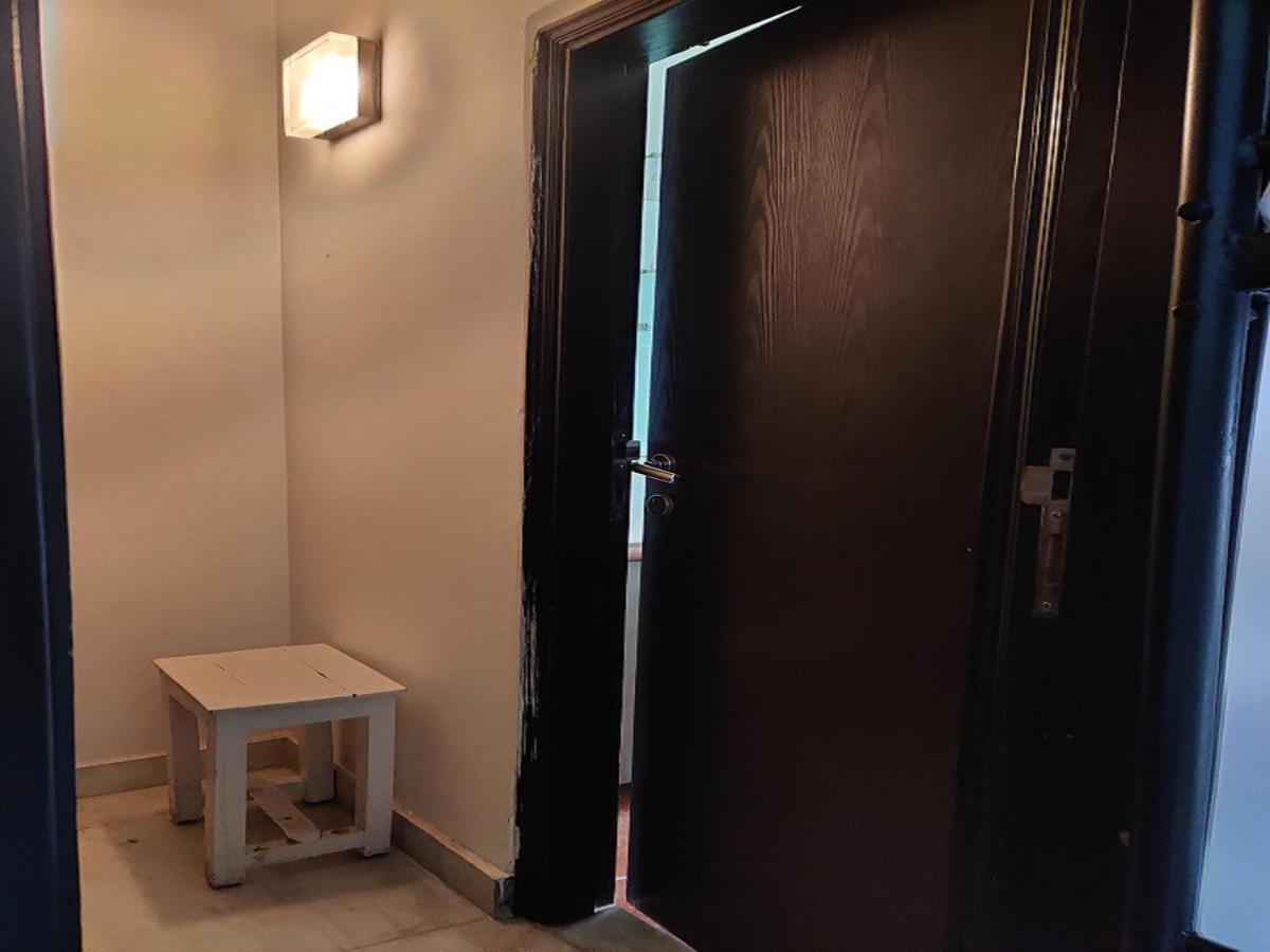 A Sleepy Fox Hostel New Delhi